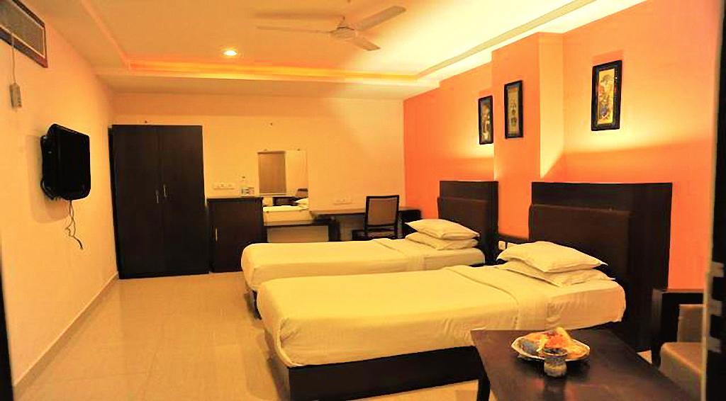 Hotel Central Park Ongole Εξωτερικό φωτογραφία